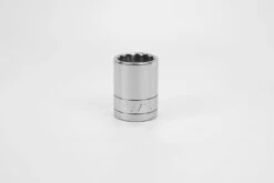13/16" 1/2" Drive 12 Point Fractional Standard Chrome Socket