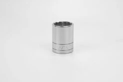 15/16" 1/2" Drive 12 Point Fractional Standard Chrome Socket