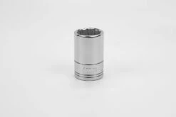 17 Mm 1/2" Drive 12 Point Metric Standard Chrome Socket